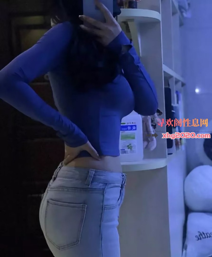 江北桔子，气质型美女，身材一级棒