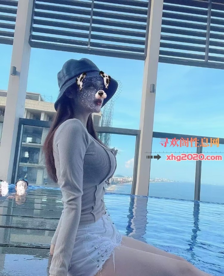 江北桔子，气质型美女，身材一级棒