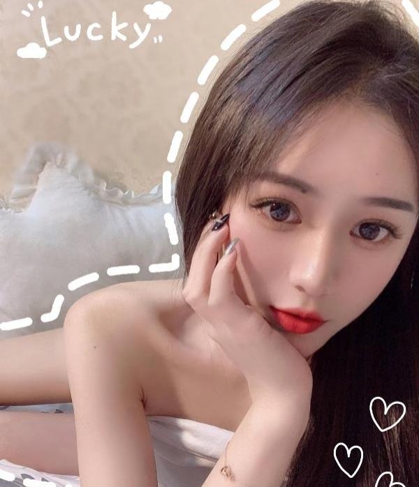 身材挺不错