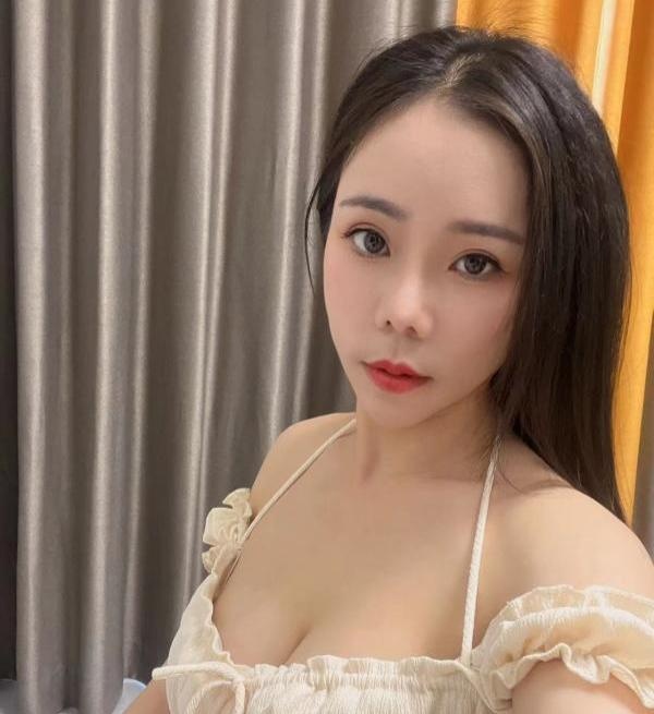 惠城麦地小巧大胸妹