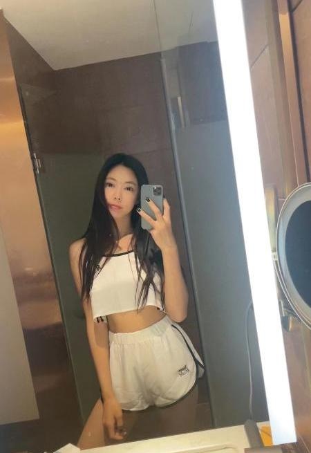 大高个美人