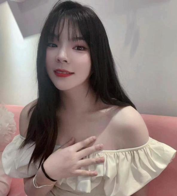 天河邻家妹妹媛媛