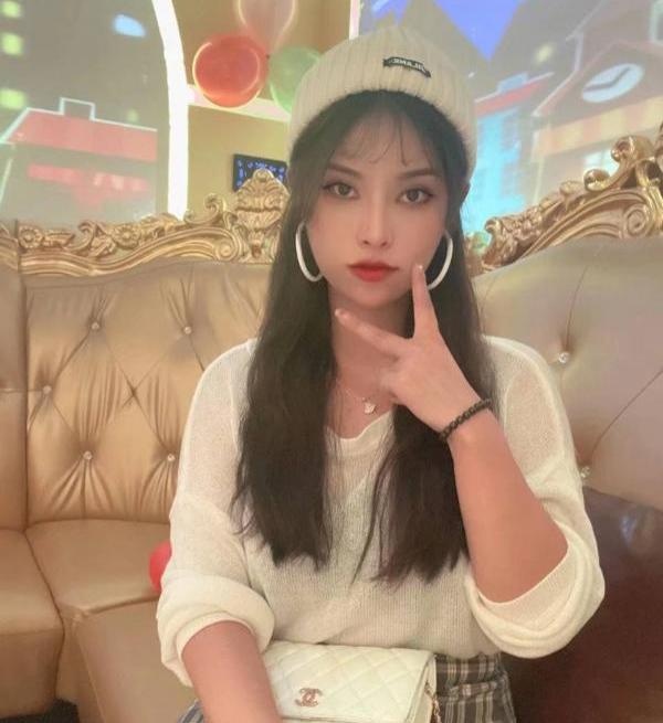 罗湖气质美女焱焱