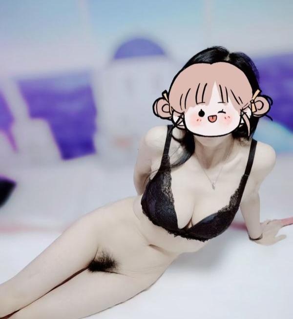 三通潮喷少妇