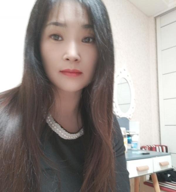 E罩杯大胸少妇