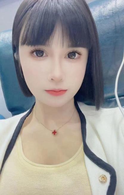 广州短发大眼美女