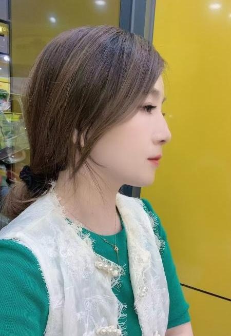 紧致小少妇