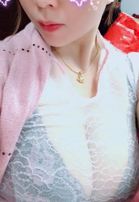 闵行胸大服务好少妇