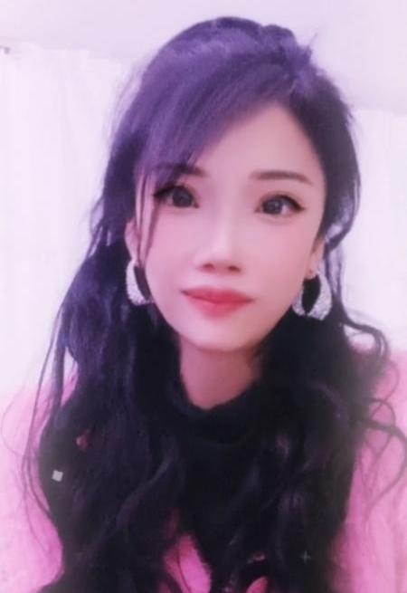 天河轻熟女小琴