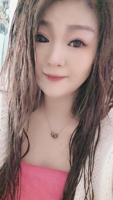 路桥大胸胖妹