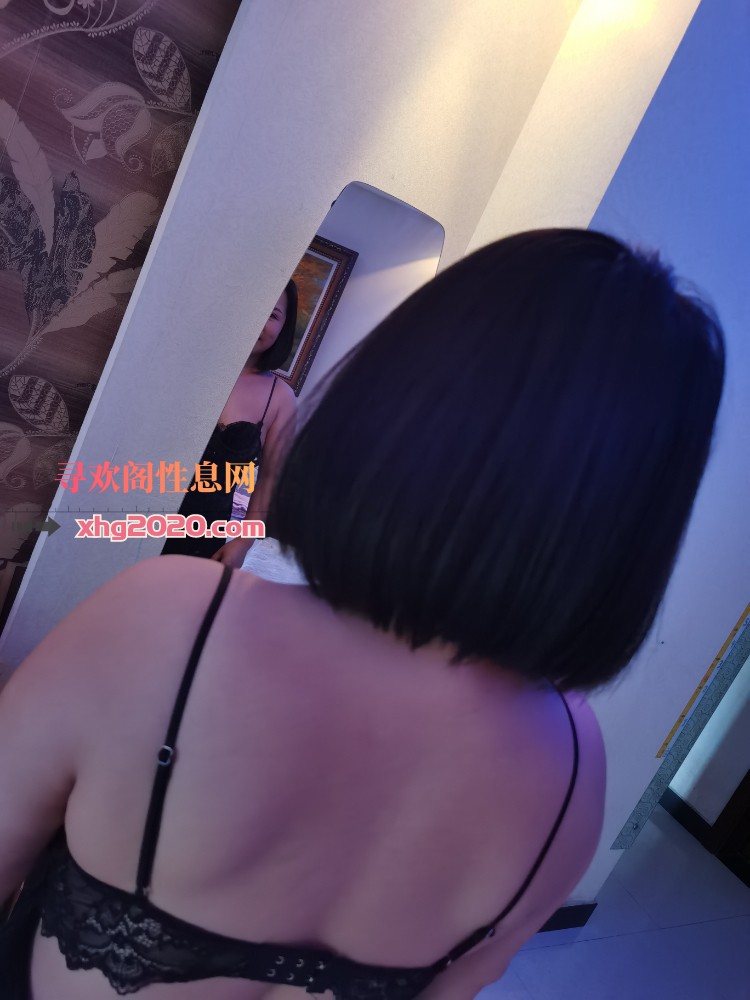 凤城一路三个妹子
