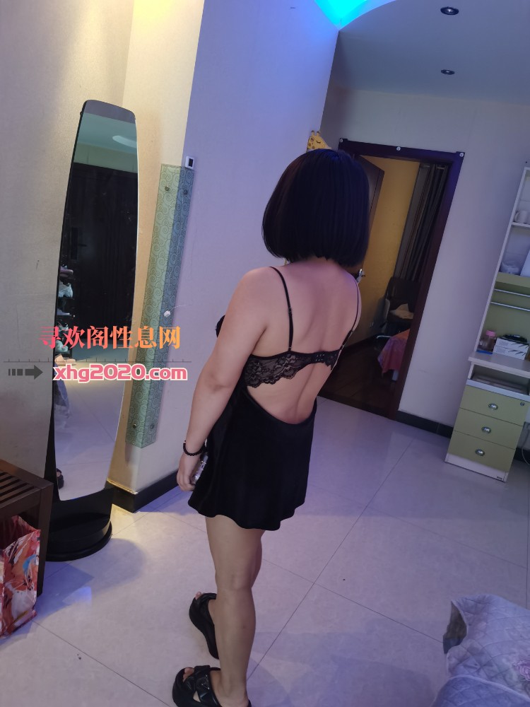 凤城一路三个妹子