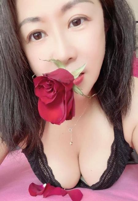 热情颜值小猫咪