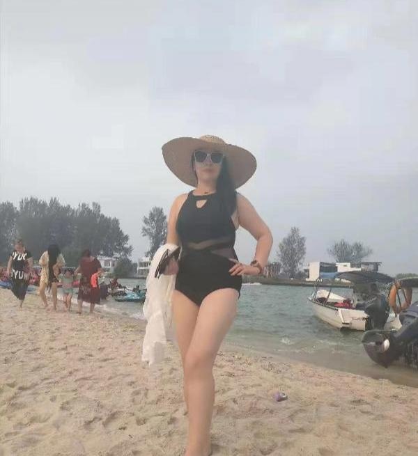 常府街附近大美女