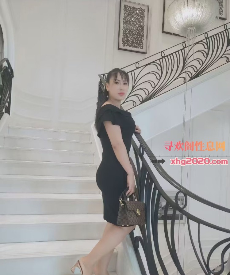 少妇岚岚