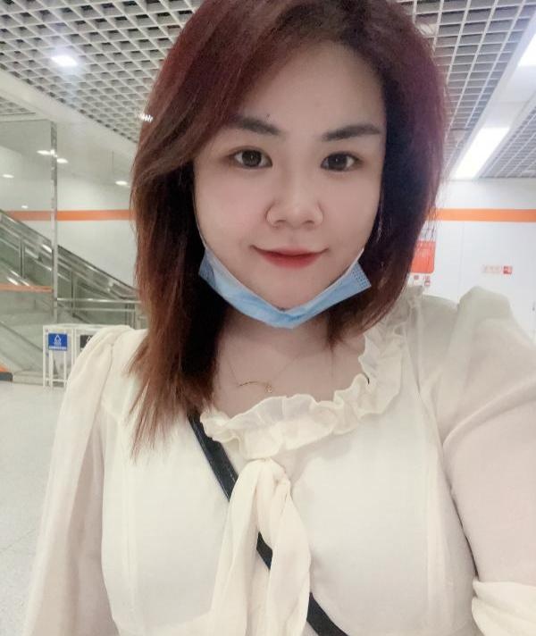 河东微胖白皙小嫩妹