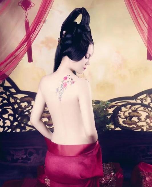 蜀山服务的姐姐