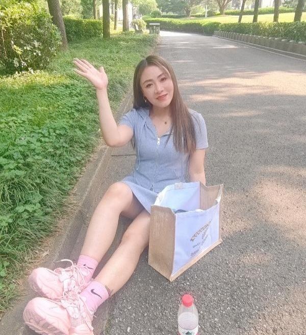 美臀少妇彤彤