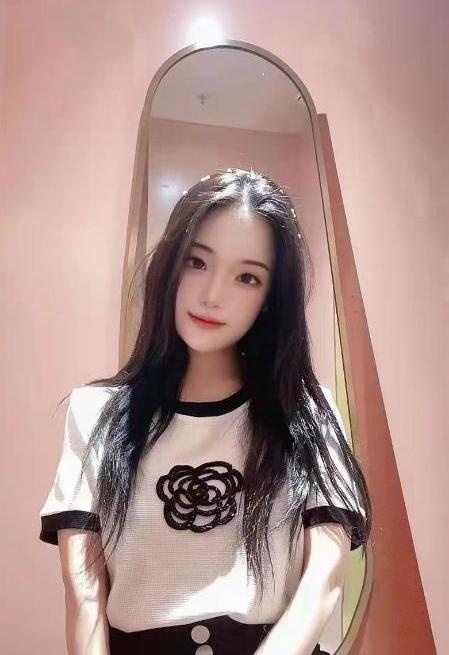 南山气质美女小忆