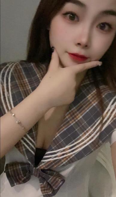 泡芙小姐姐