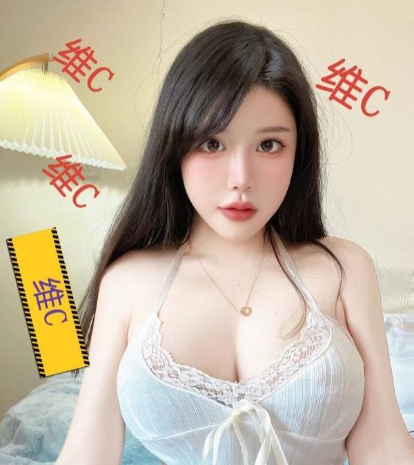 颜值在线的小姐姐