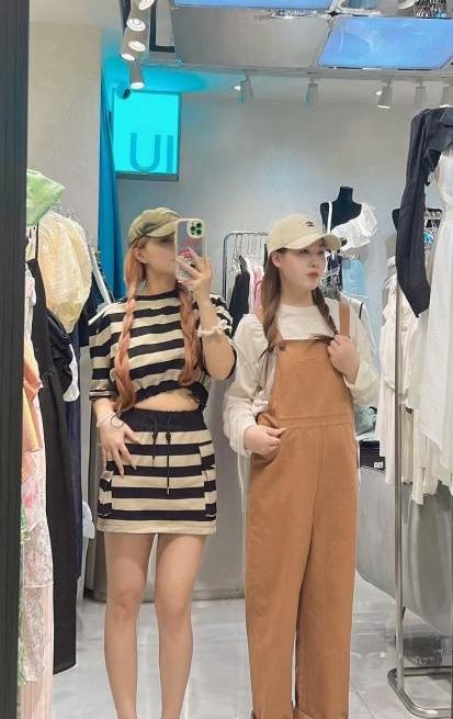 迈皋桥兼职女装店双飞