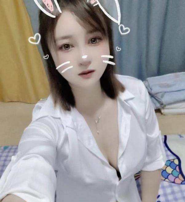 美臀叮叮老师