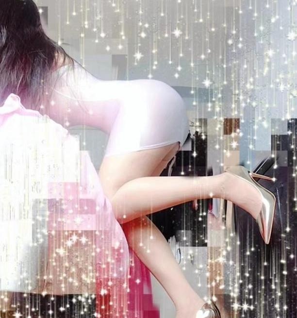 性感少妇玩丝足
