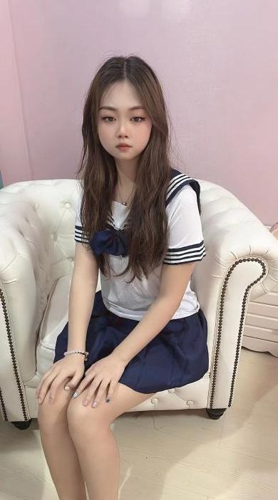 汉口嫩妹小趴菜