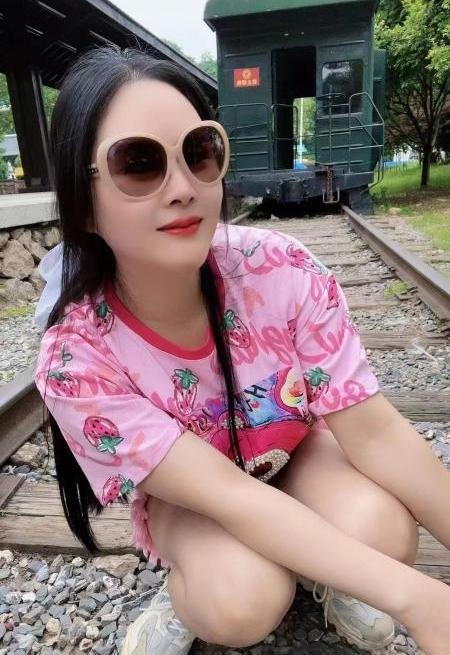 风骚服务系少妇