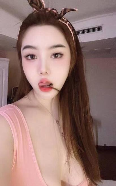 狐狸精语晨