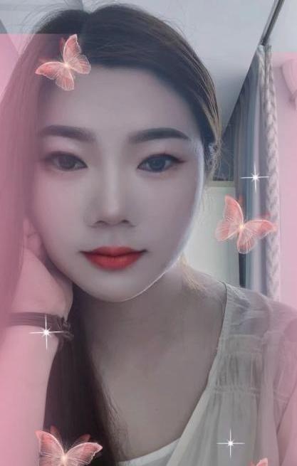 汉口火车站大胸妹