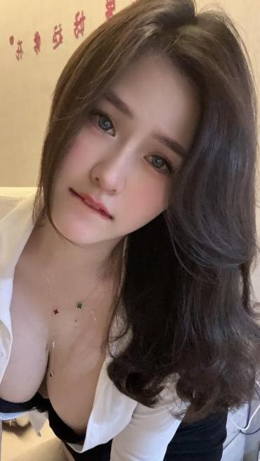 E奶翘臀AV女优型