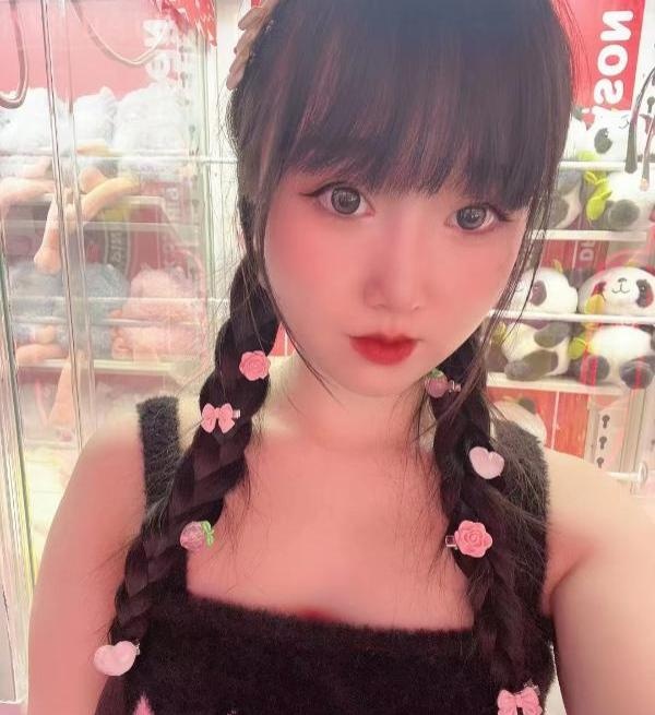 朝阳哑妹无声的小鬼牙