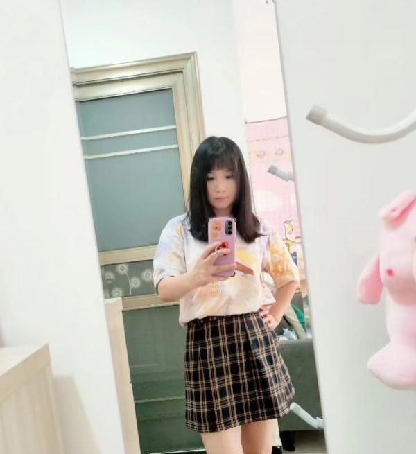 真人好看胸大