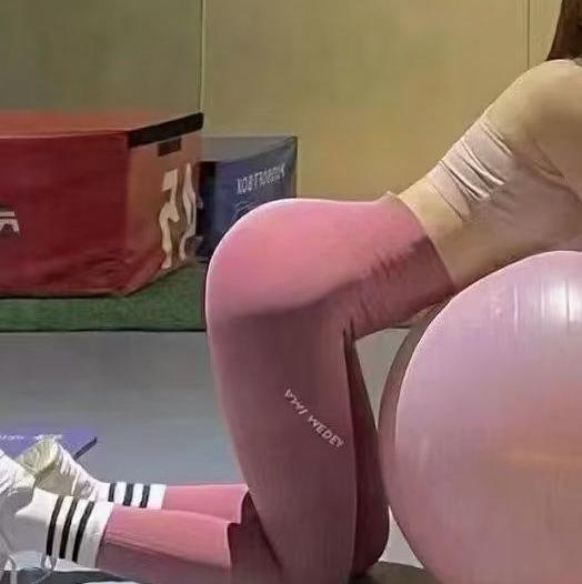 服务中的小霸王