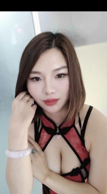 南环高架的小姐姐