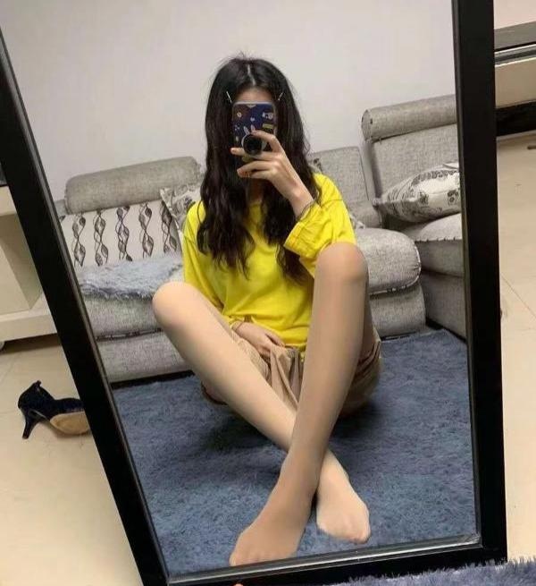 美腿小琪