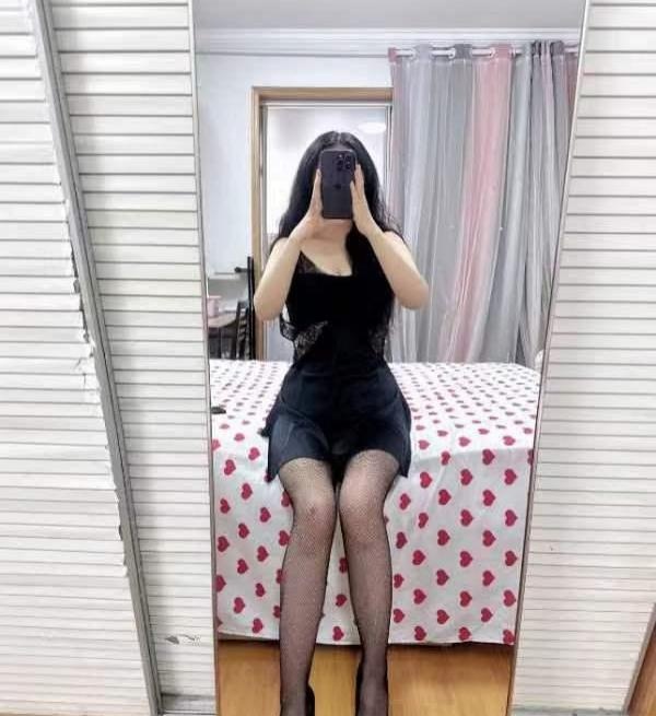 三山街服务系小姐姐
