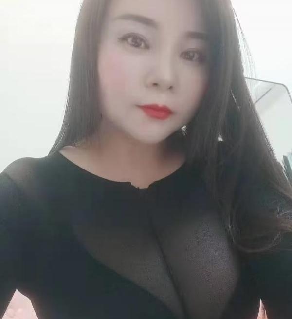 G胸萍萍