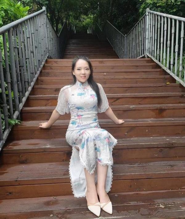 风骚瑜伽老师叶子