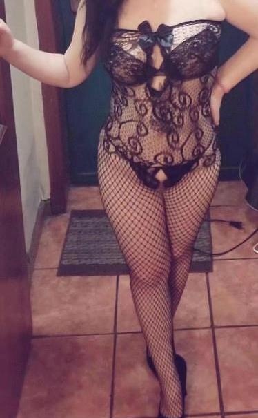 实惠白虎少妇