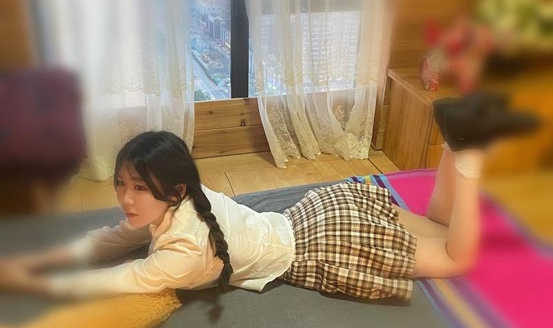 兼职大胸萌妹子
