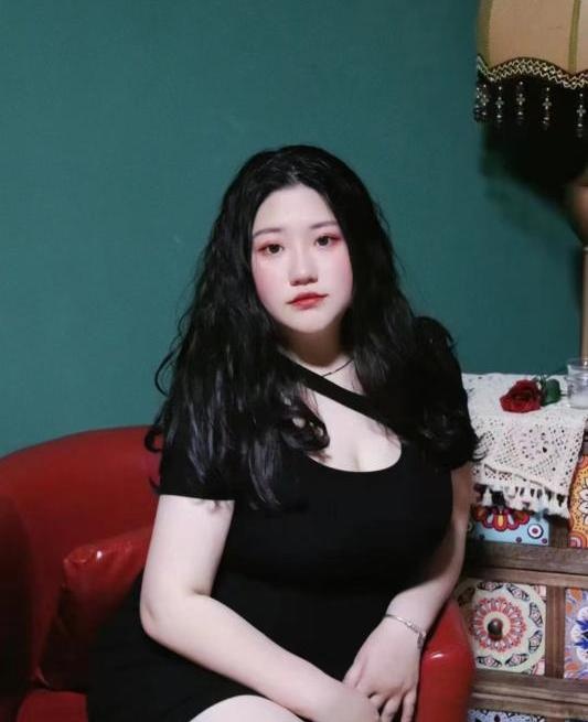 Bbw巨乳小倩