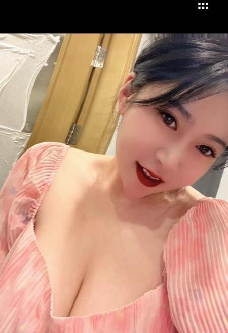巨乳妹双飞