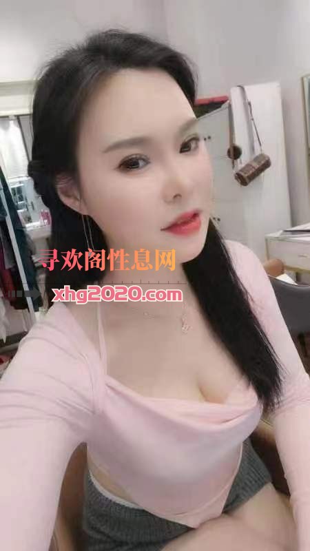 胸大腿长的妹子