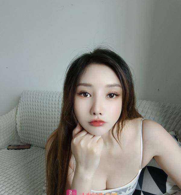 国贸momo老师