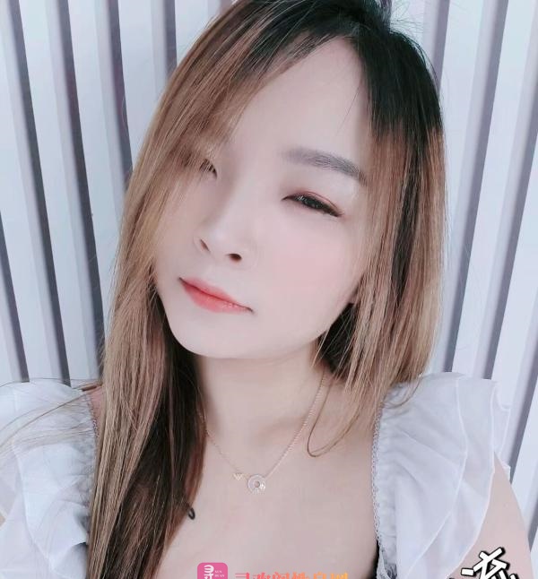 雁塔美女蓓儿