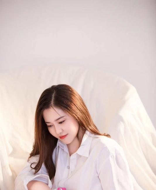 南京秦淮大胸小燕子