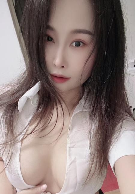 上位亲吻女流氓